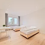 Apartment Tolstov - 300m2 Loft With 7 - 15 Min Messe Dus & Old Town Dus Dusseldorf