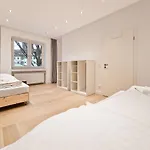 Apartment Tolstov - 300m2 Loft With 7 - 15 Min Messe Dus & Old Town Dus